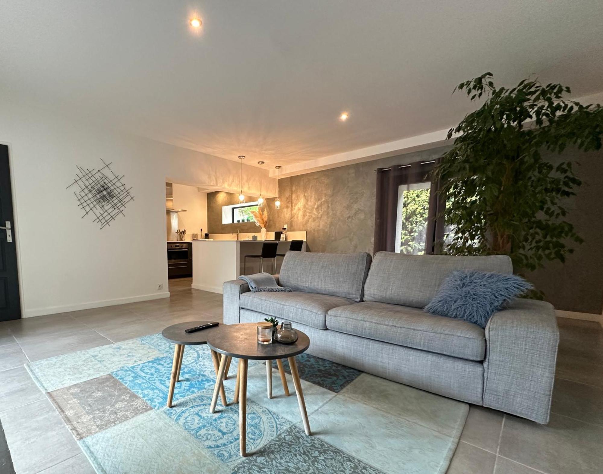 Maison Contemporaine Avec Piscine Privee Chauffee, Entre Plages Et Provence, Borne 11 Kw อิสทร์ ภายนอก รูปภาพ
