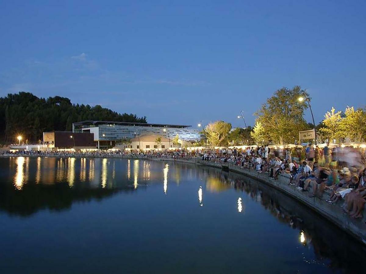 Maison Contemporaine Avec Piscine Privee Chauffee, Entre Plages Et Provence, Borne 11 Kw อิสทร์ ภายนอก รูปภาพ